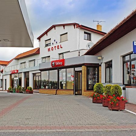 Motel Duet Granowo Екстер'єр фото