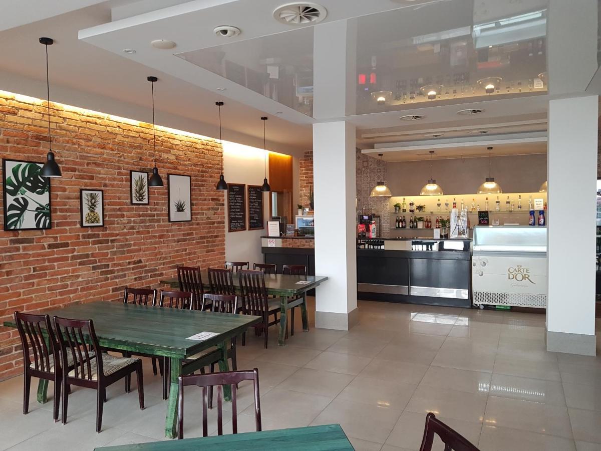 Motel Duet Granowo Екстер'єр фото