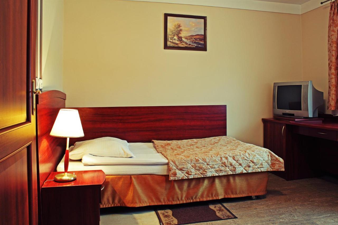 Motel Duet Granowo Екстер'єр фото
